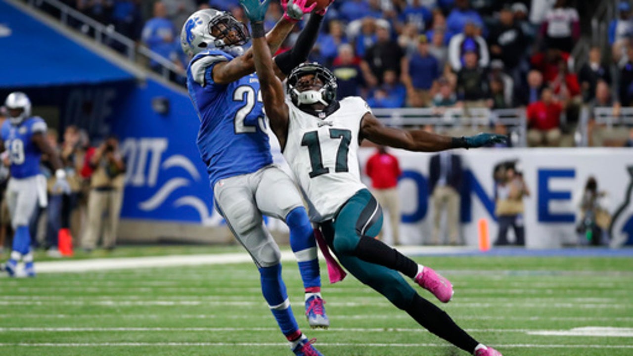 Lions play Vikings in meaningful game on holiday for change